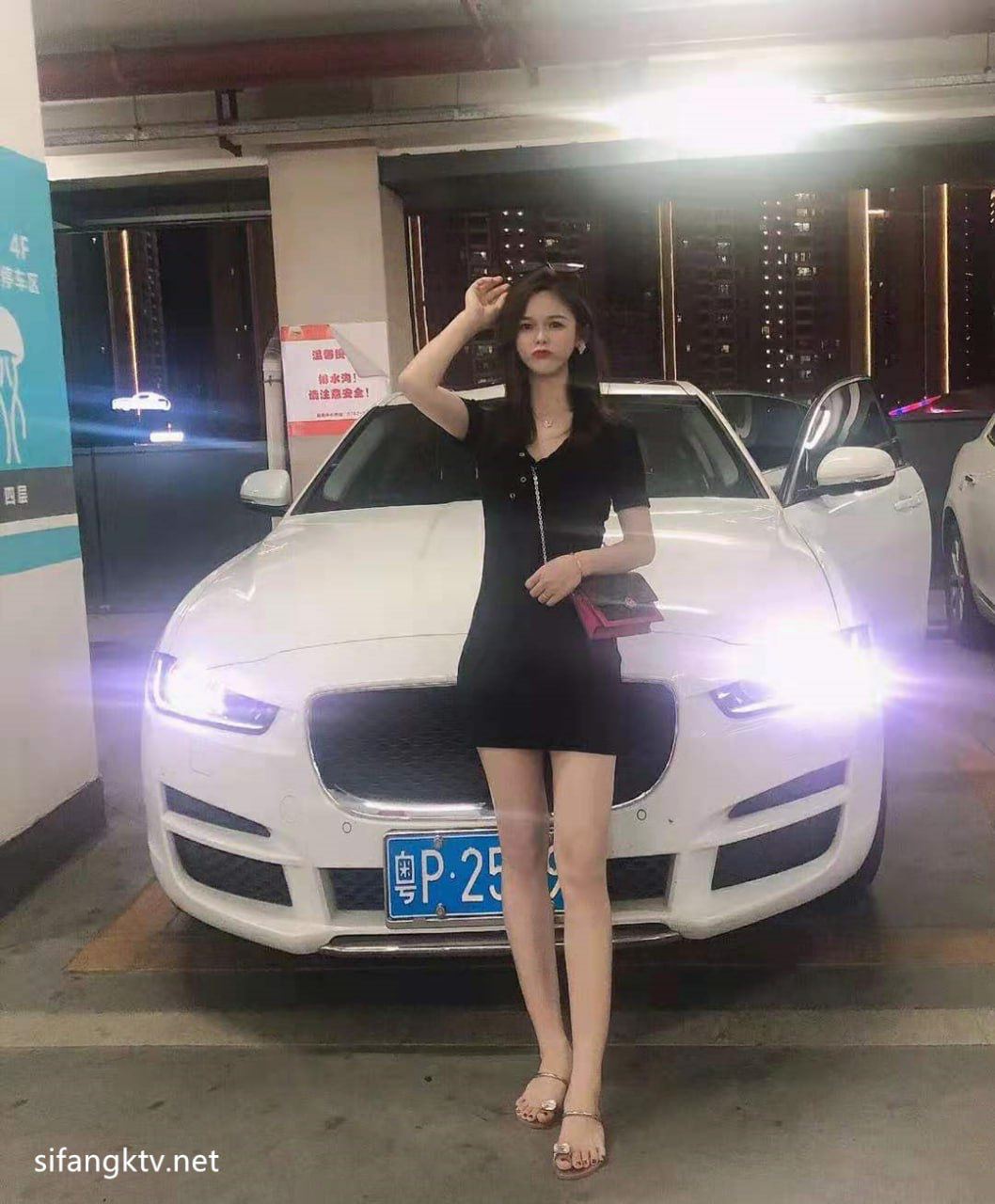 #广东省#河源市顶级反差母狗#胡玉梅被投稿流出}